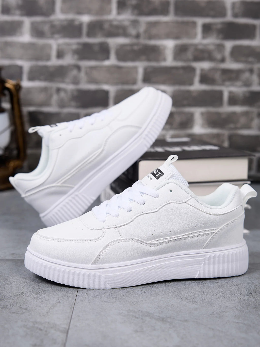 Lightweight Casual Sneakers